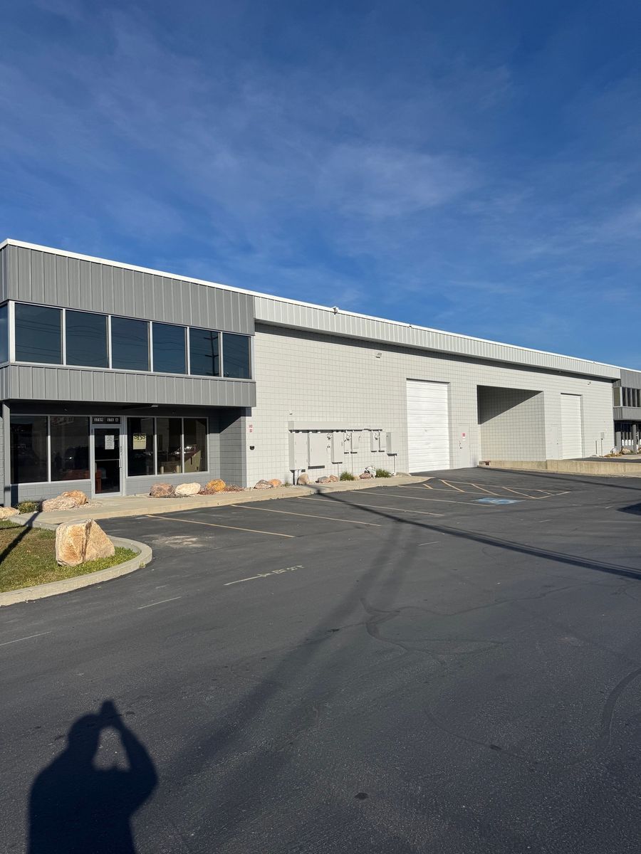 6,800 SF - 14,400 SF Warehouse in South SL- Dock High and Ground Level