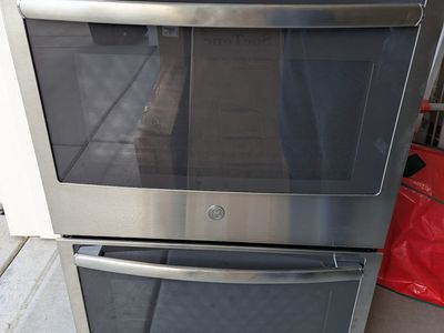 Like-New GE 30" Built-In Double Wall Oven (Model JT3500WF6SS) - $999