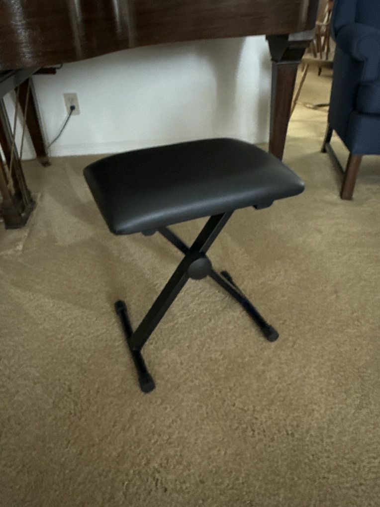 Bench For Electronic Keyboard/Piano