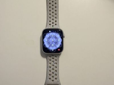 Apple Watch Series 9 GPS – Good Condition
