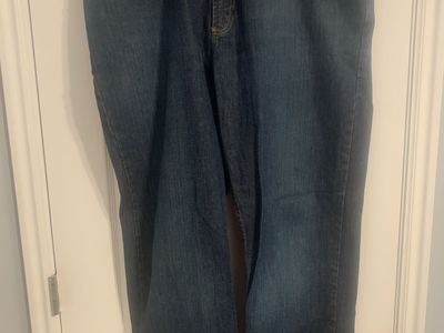 Men’s Pants Size 42” x 32”