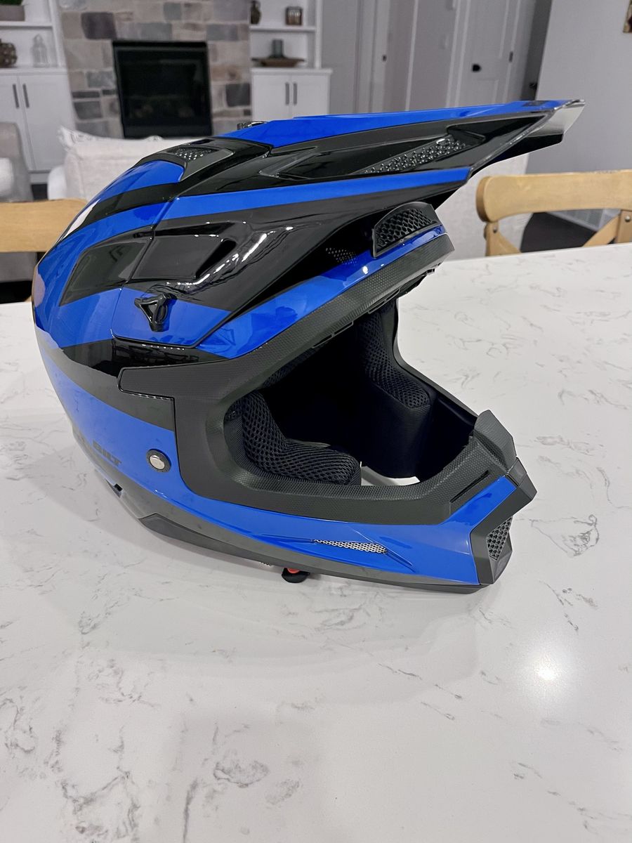 BILT AX-1 Motorcycle Helmet