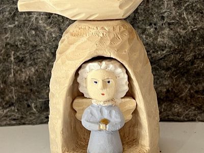 Wood Guardian Angel Statue