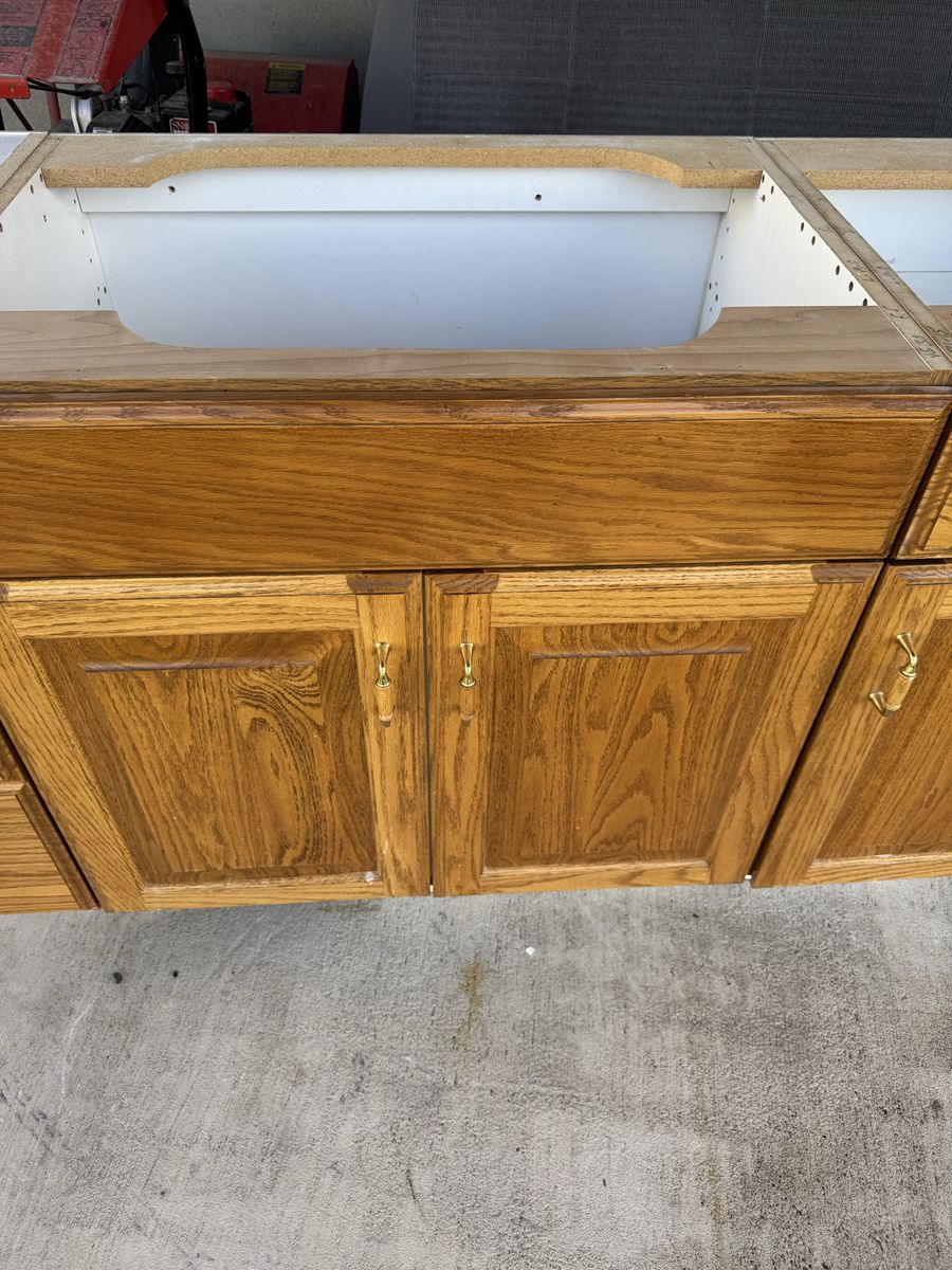 Used Oak Wood bathroom Cabinets with Hardware