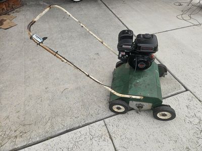 Powerhorse Dethatcher 6.5HP Gas Powered Lawn power rake - Green/Black, Used