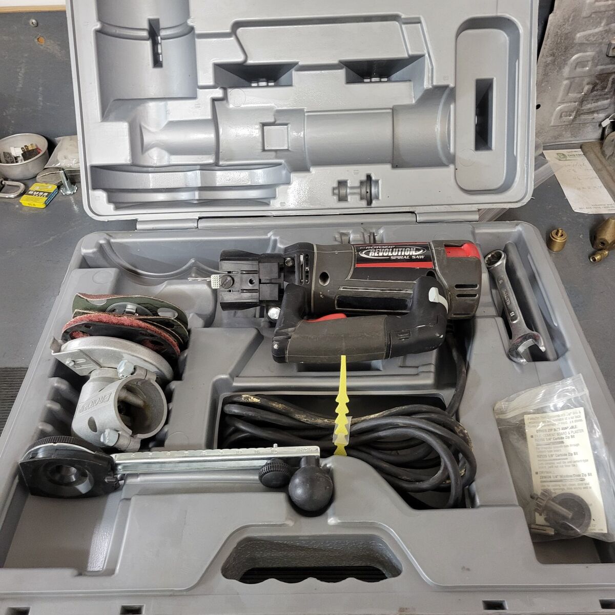 RotoZip Revolution Spiral Saw