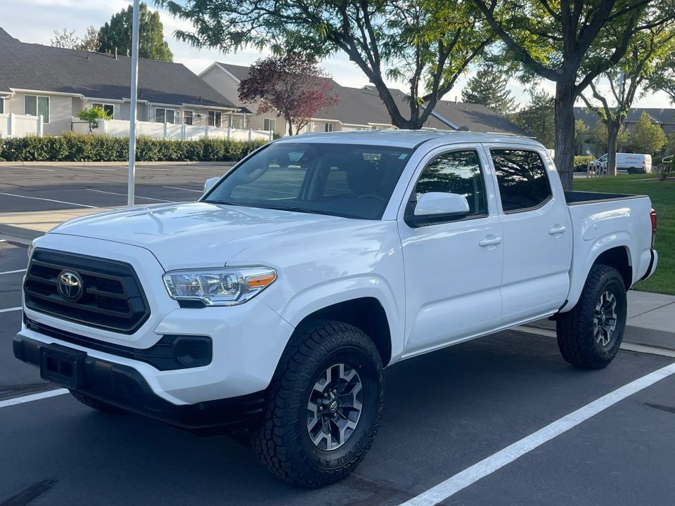 2023 Toyota Tacoma SR V6