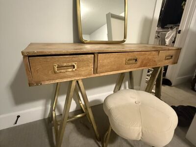 Vanity or Desk