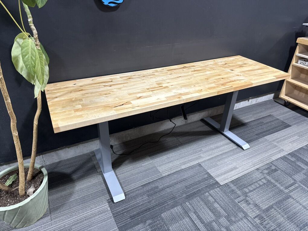 Sit Stand Desk Brand New