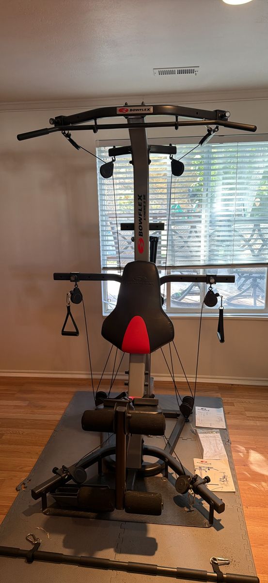 Bowflex Xtreme 2 SE Home Gym System with Rods and Accessories