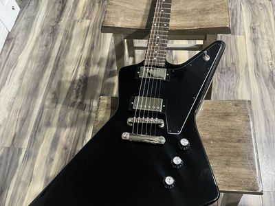 1958 Epiphone by Gibson Explorer Electric Guitar Re-issue .More information in the pictures. Cash or Venmo only.
