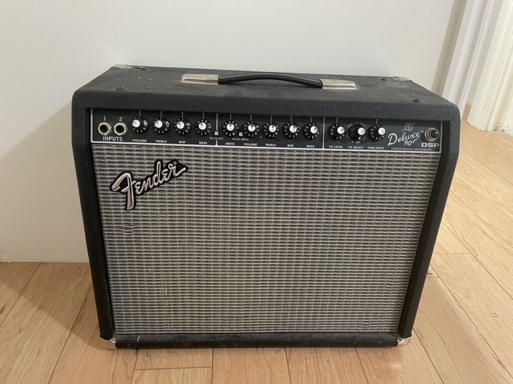 FENDER GUITAR AMP DELUXE 90 DSP