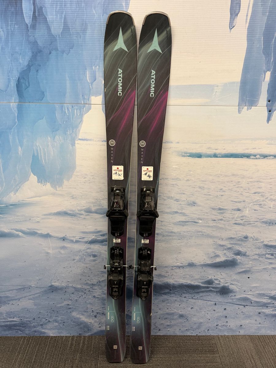 Used 2024 Atomic Maven 86R 153cm Skis w/Atomic M10 Bindings
