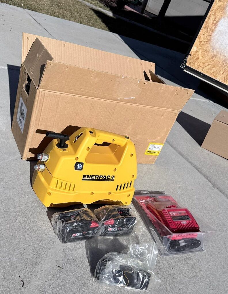 Brand New-Enerpac XC-Series Cordlees Hydraulic Pum