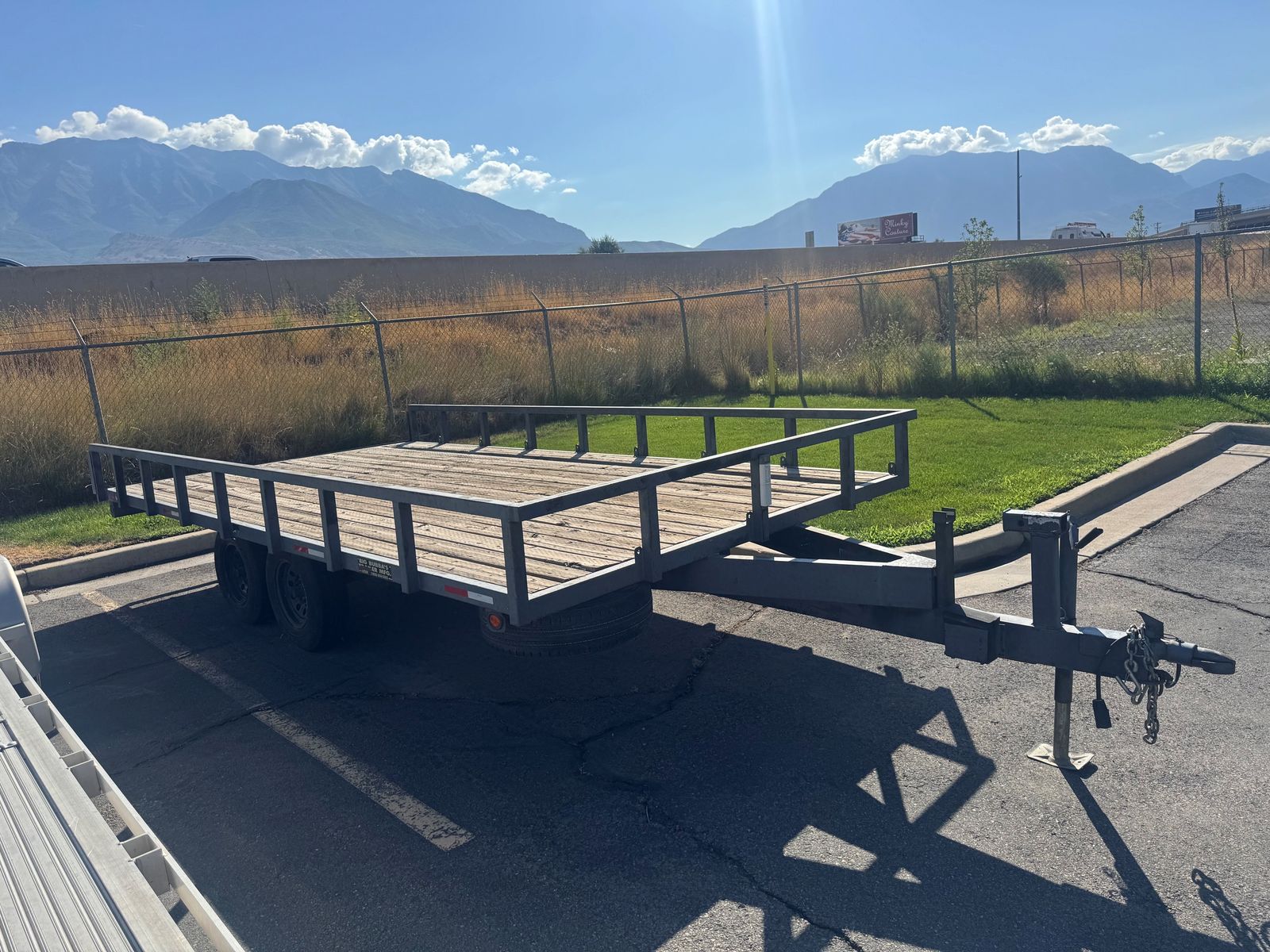 Steel utility 16' trailer with ramp