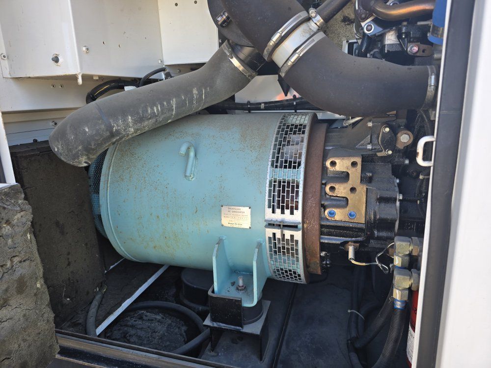 Main image 7