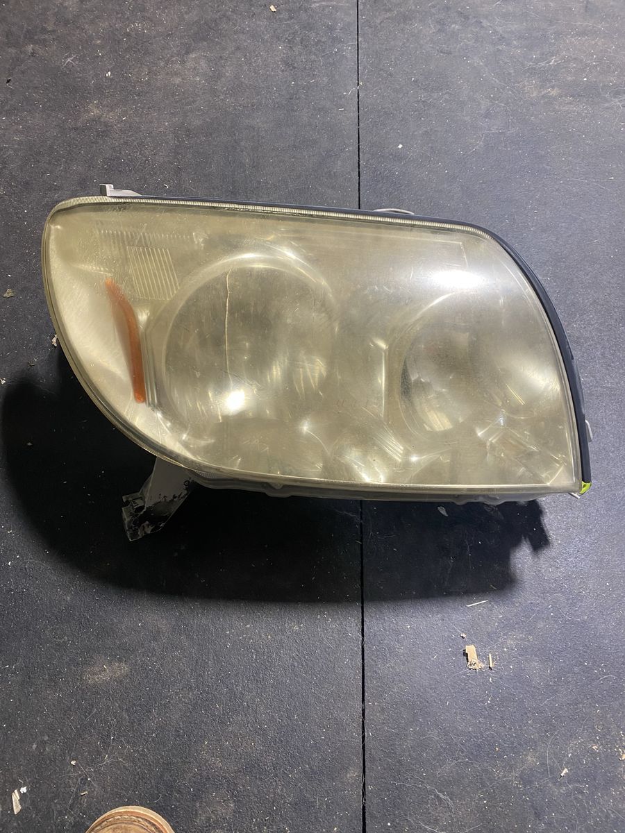 4Runner 4th Gen Headlight, Right Side