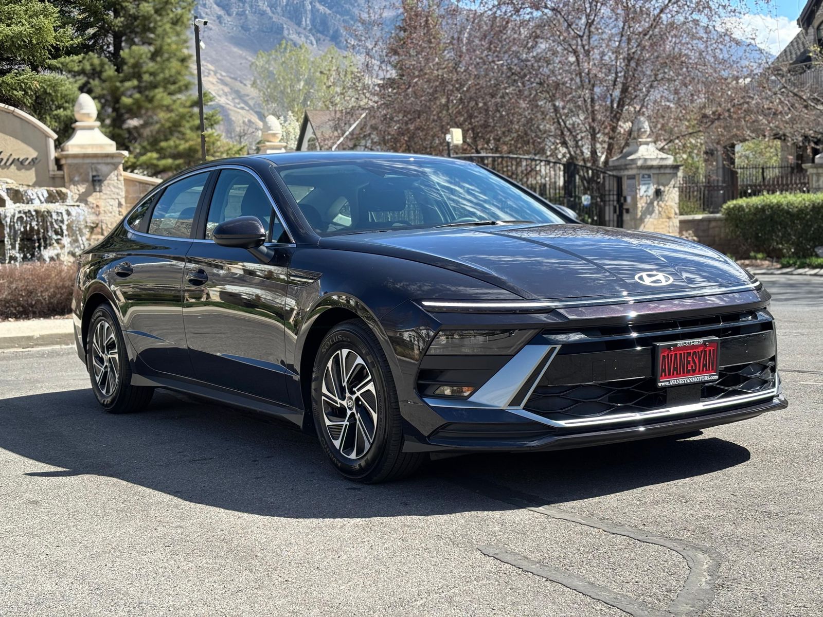 2026 Hyundai SONATA Hybrid Blue