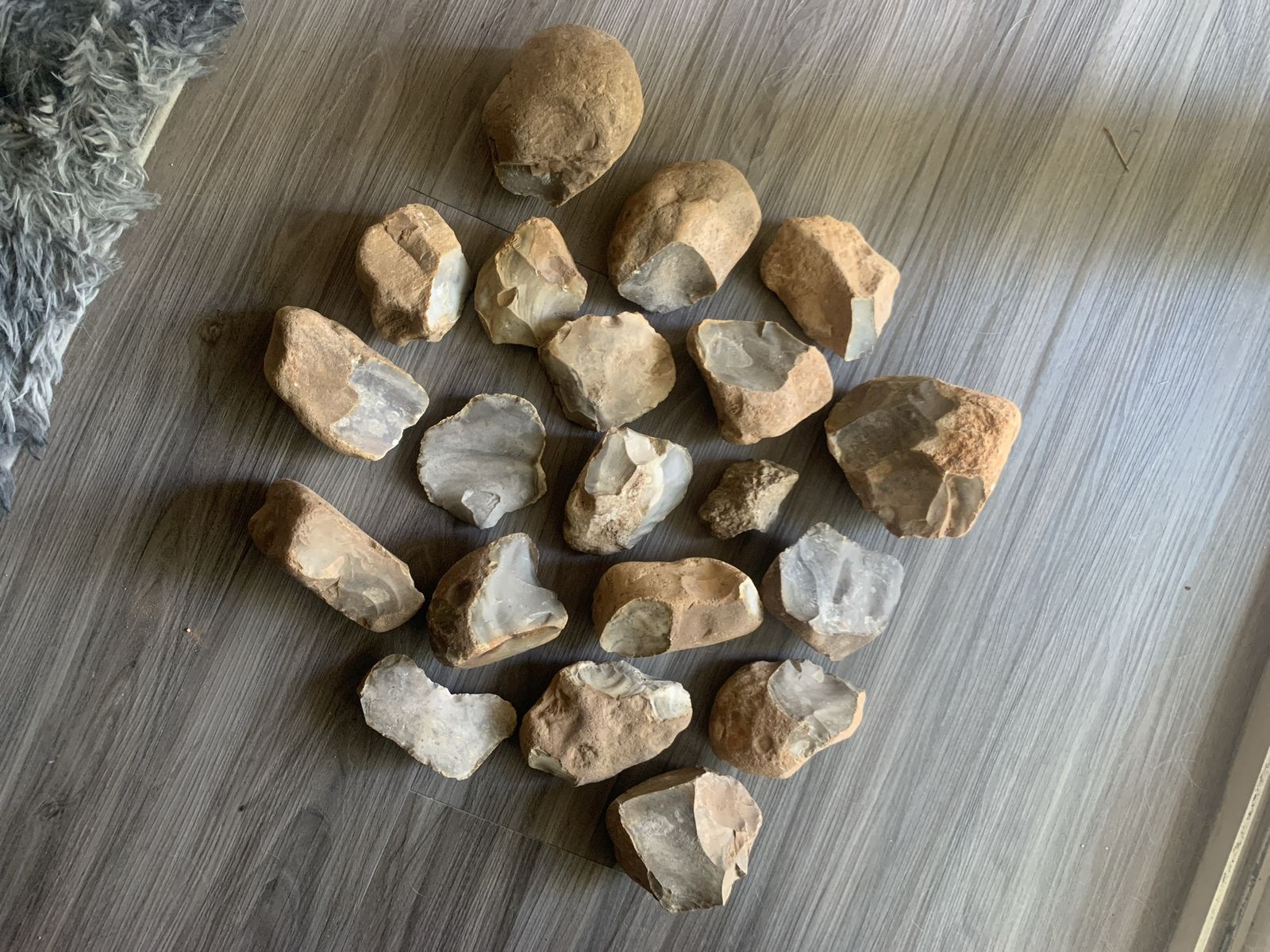 17 lb 3.2 oz Box of Natural Flint Rock – Fire Starting, Knapping, Landscaping