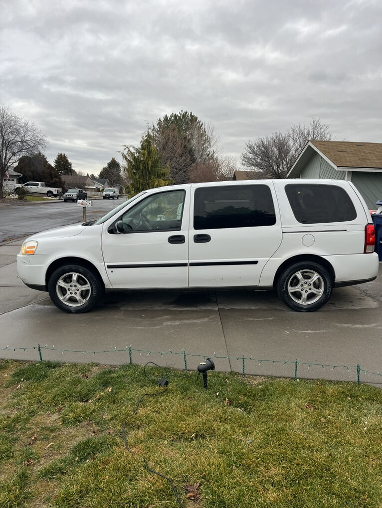 2008 Chevrolet Uplander LS