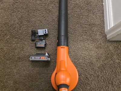 New BLACK+DECKER 20V MAX 130 MPH Cordless Handheld Leaf Blower Kit with 2Ah Battery