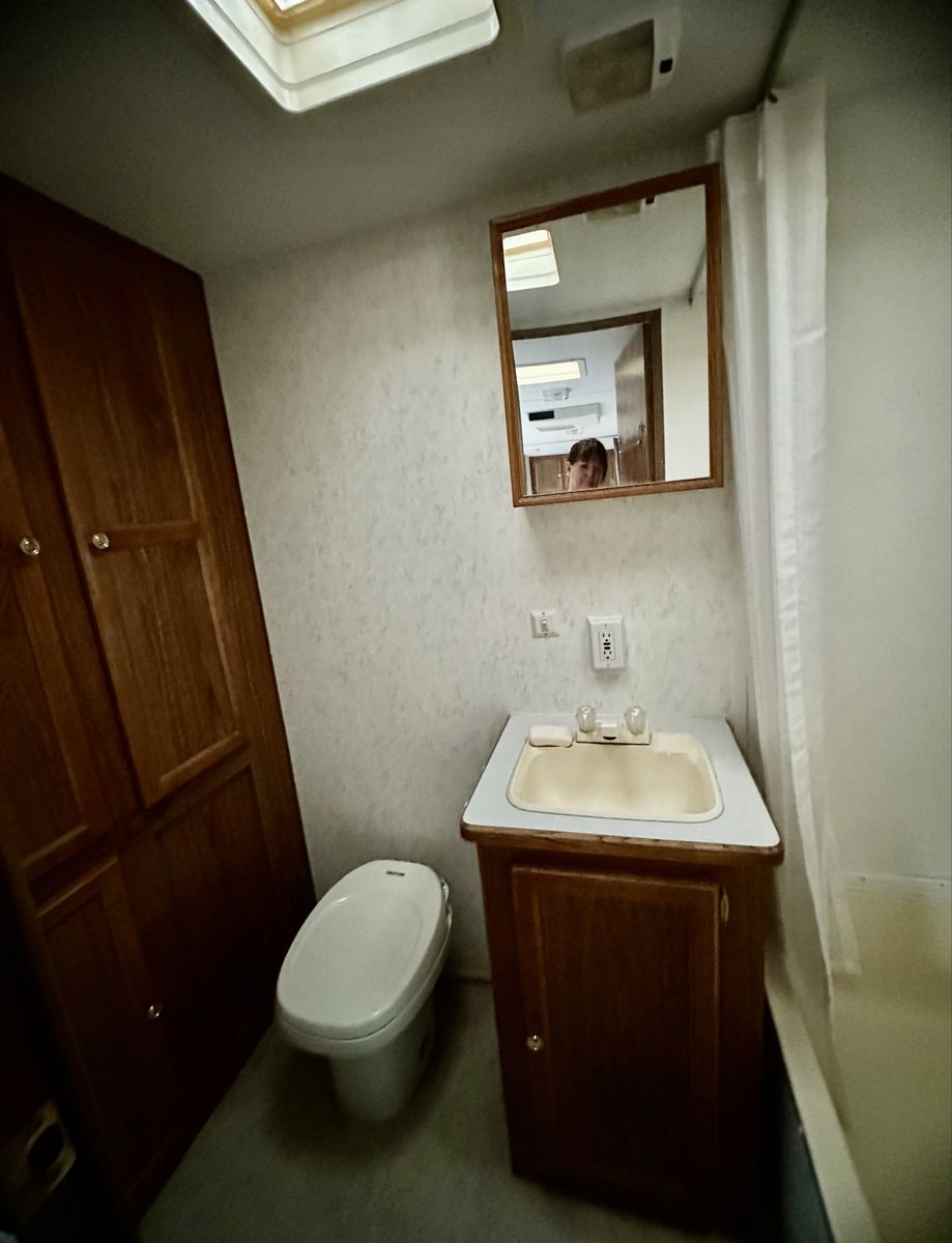 Main image 12