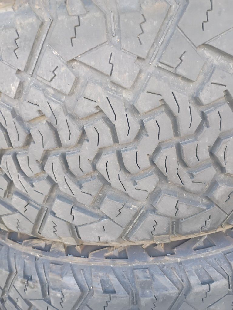 (4)Venom Power Terra Hunter X/T 37X13.50R24