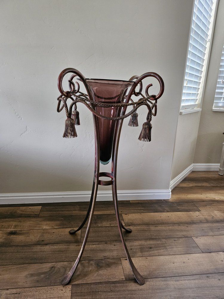 Decorative Metal Vase Stand with Tassel Accents - Elegant Home Decor