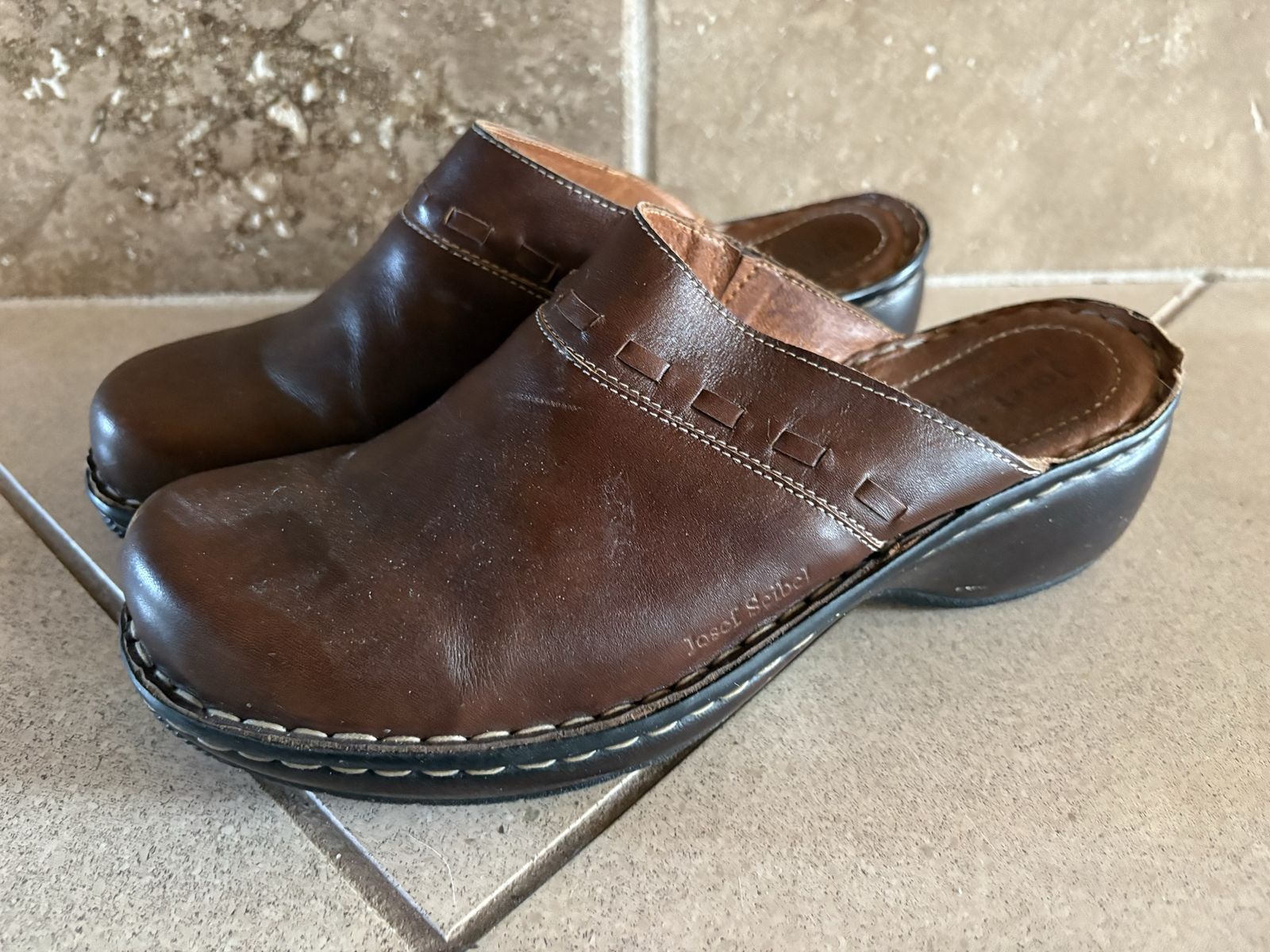 Joseph Seibel Leather Clogs Sz 40 (9-10)