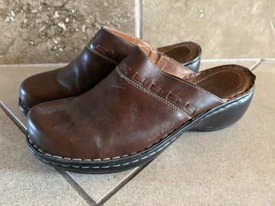 Joseph Seibel Leather Clogs Sz 40 (9-10)