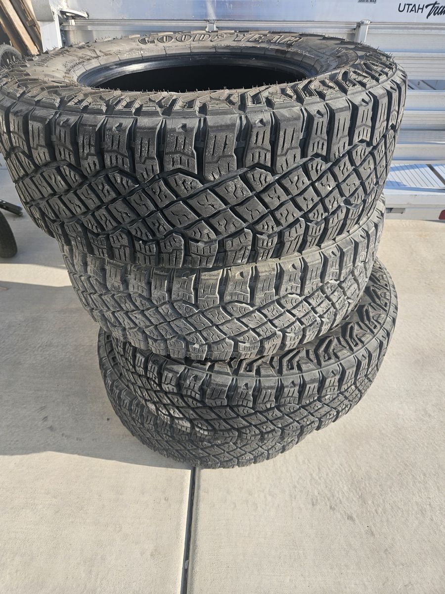 Set of 4 Goodyear Wrangler Territory MT Tires LT275/70R18