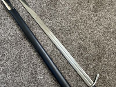Functional Viking Sword – EN45 Spring Steel Blade w/ Scabbard