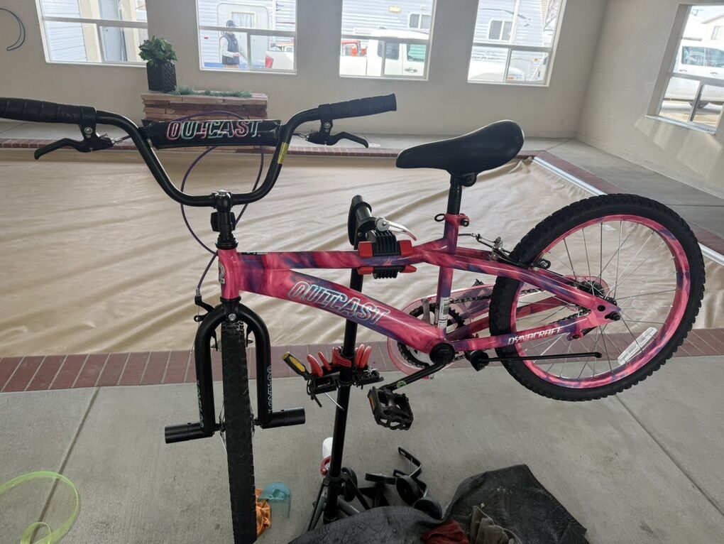20 Inch Girls BMX Bike