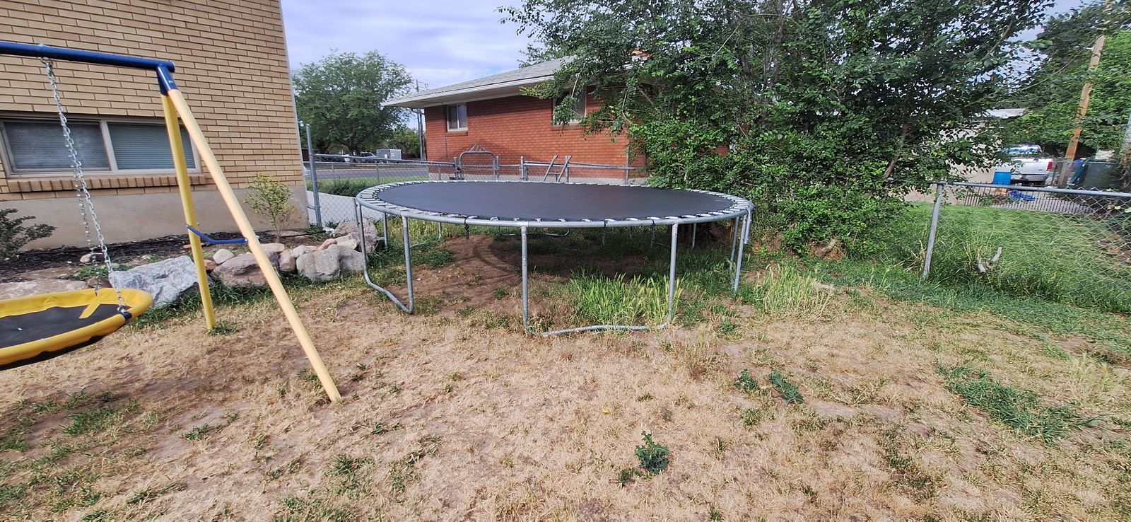 Free trampoline