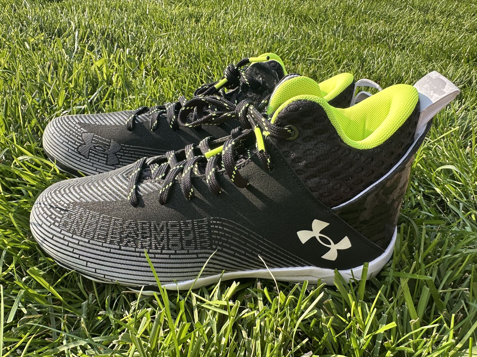 9 Under Armour Mens - Hammer MC 2.0 NEW Black Green Lace-Up Football Cleats