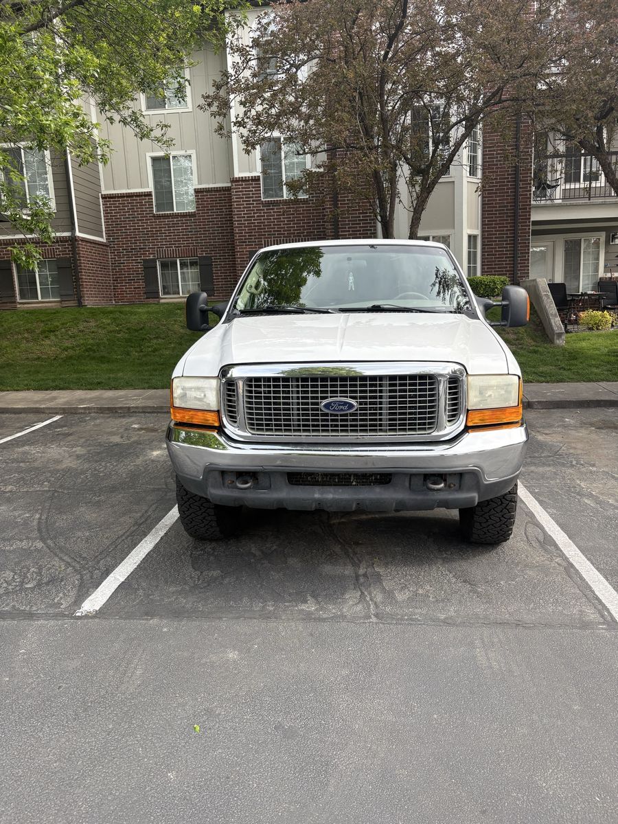 Main image 3