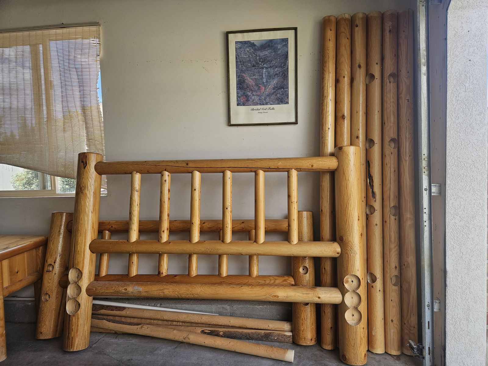 Queen Log Bedroom Set