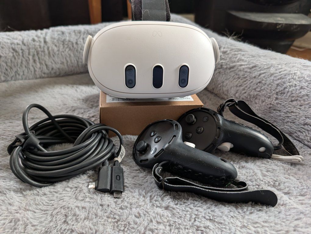meta quest 3 with controllers and warranty