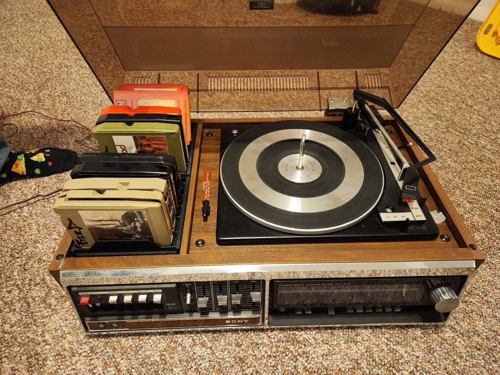 Sony HP-318 Stereo Music System with Large Lot of Records, Vintage Audio
