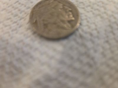 1927 vintage US Indian Head Buffalo Nickel Coin