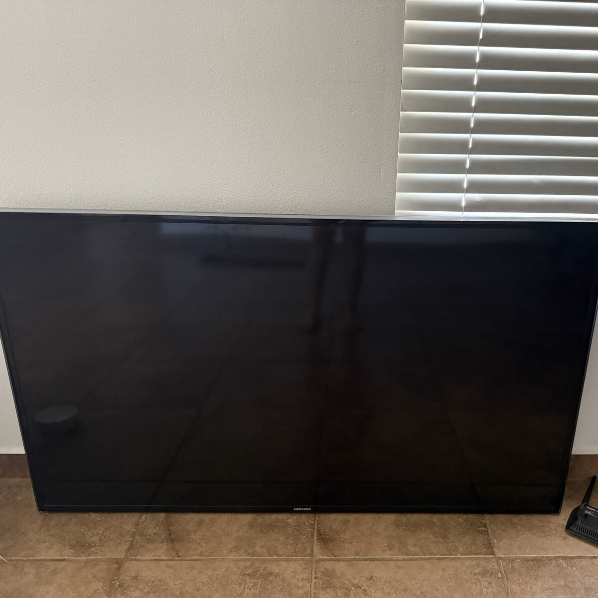 SAMSUNG TV