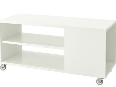 Coffee table on wheels