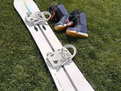Burton Custom Snowboard with step on bindings size 9