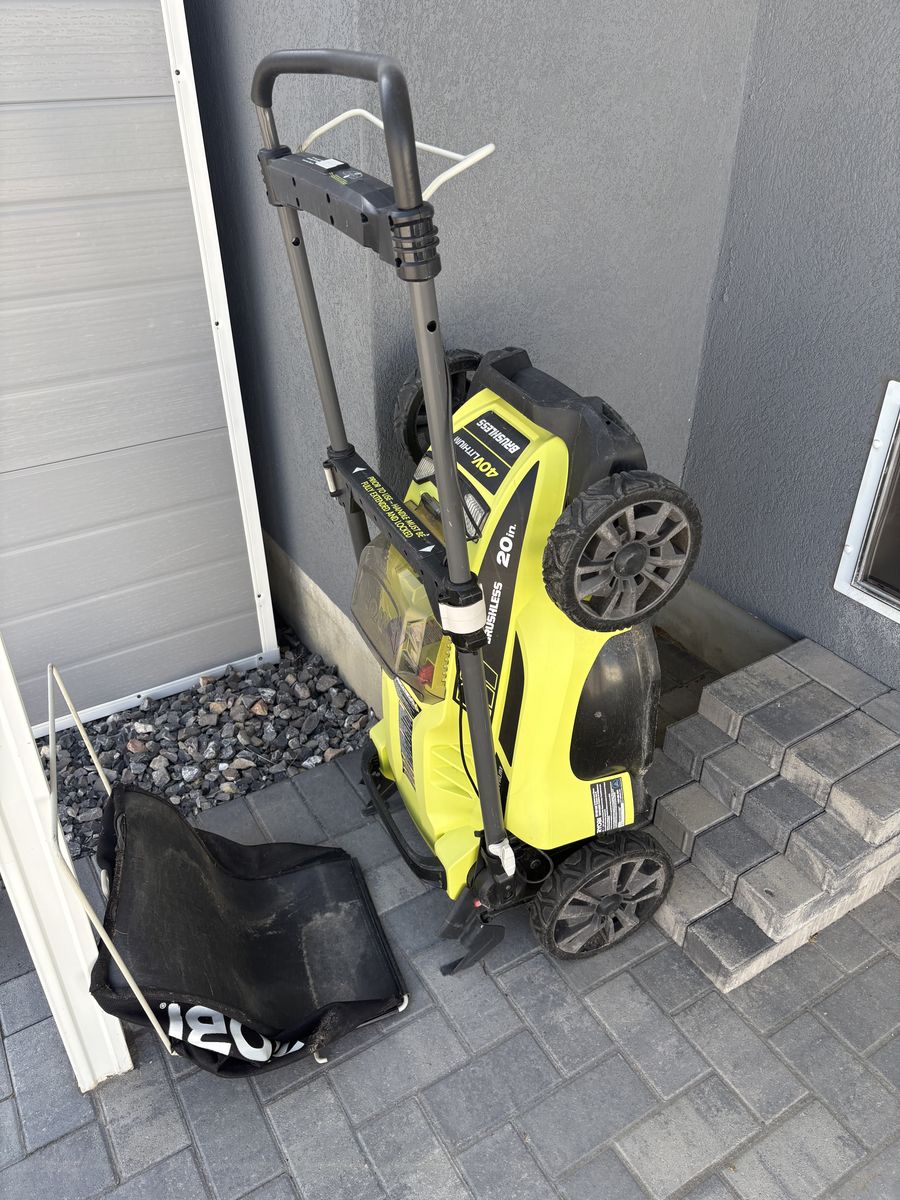 Ryobi Electric Lawn Mower