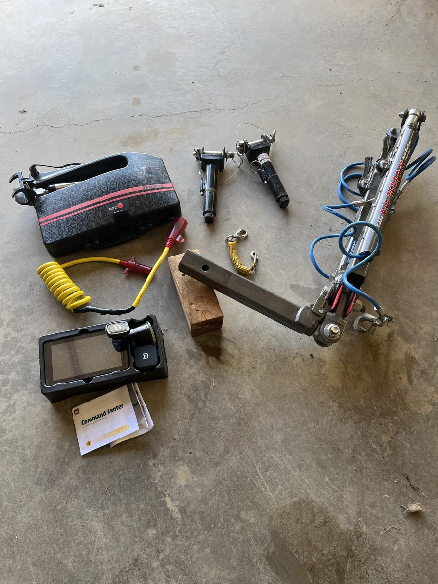 Falcon All Terrain RV flat tow system REDUCED PRICE