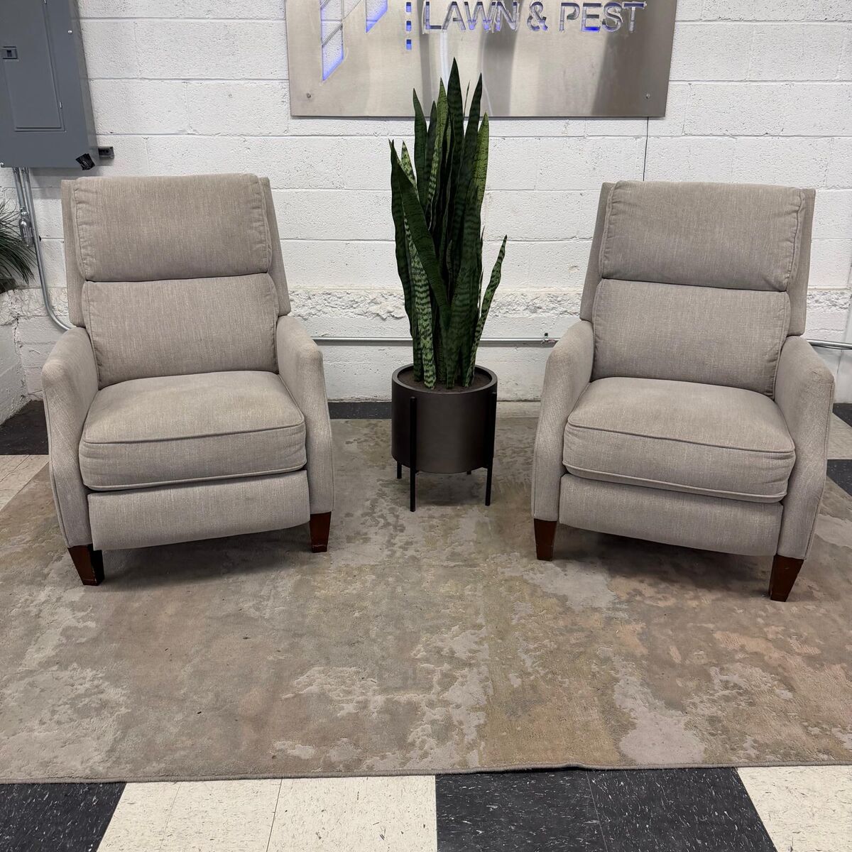 COSTCO TIEGAN FABRIC PUSHBACK RECLINER!!