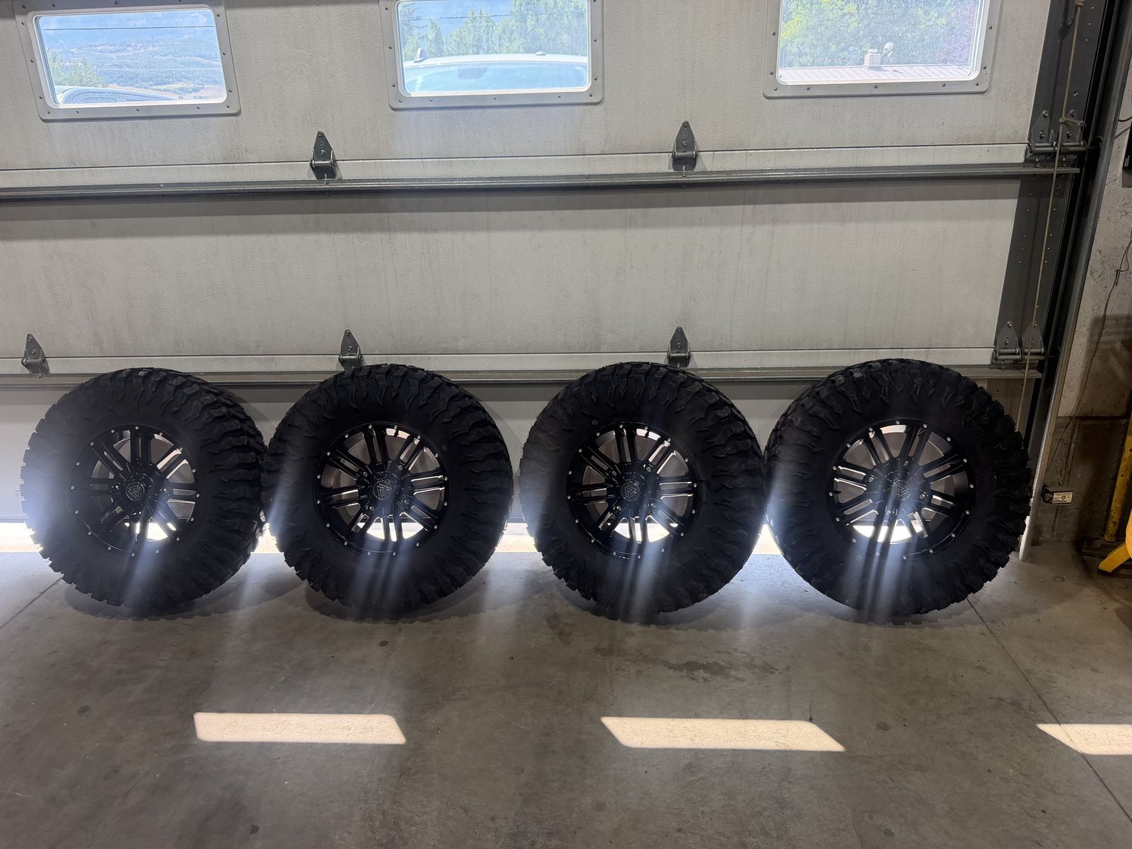 28” and 30” tires wheel and tire packages 