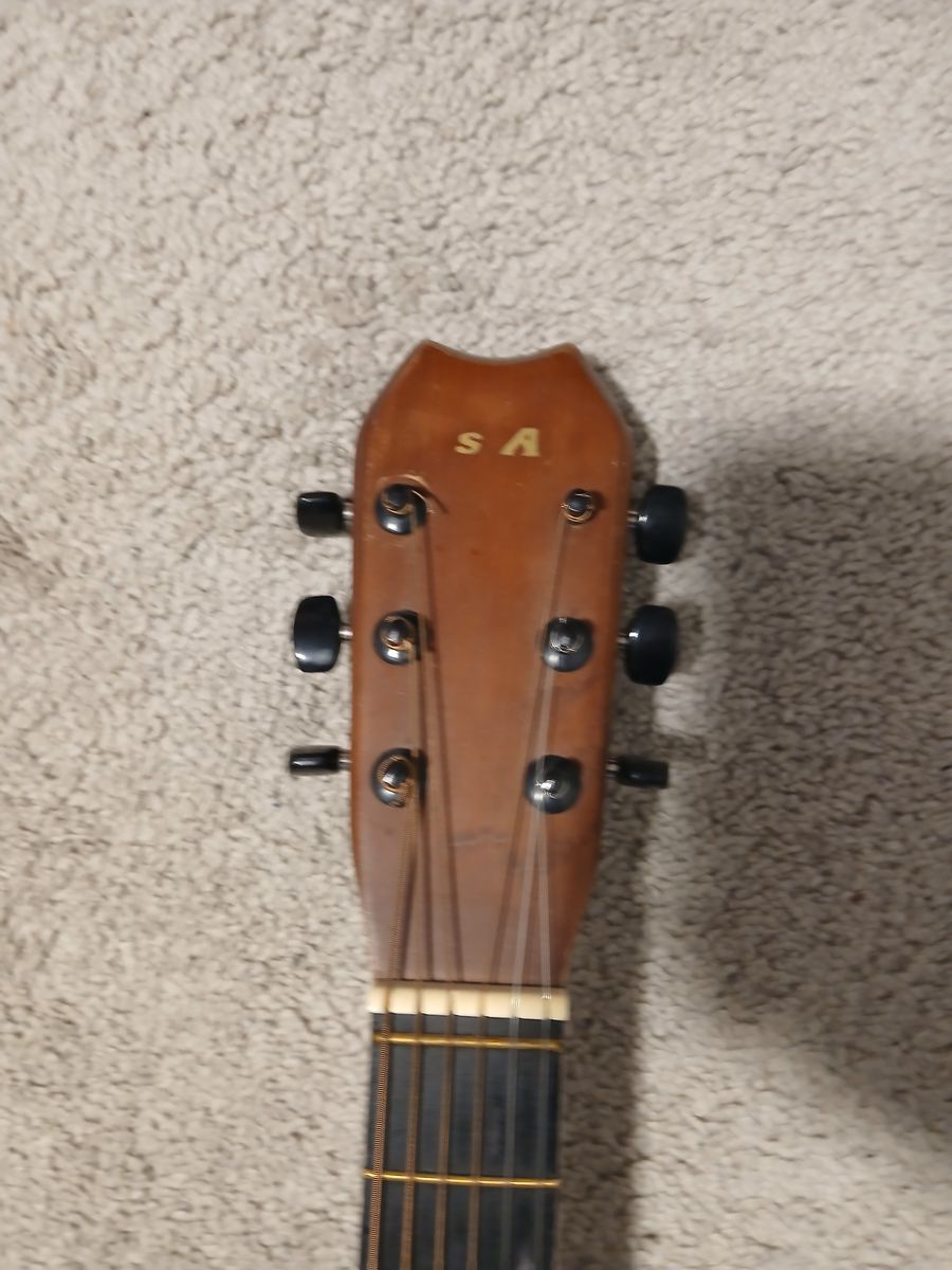Main image 4
