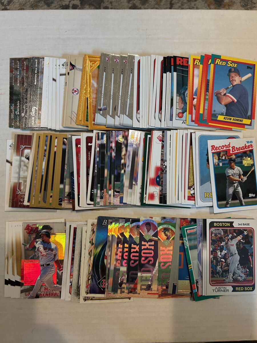 BOSTON REDSOX BASEBALL CARD LOT Over 550 cards
