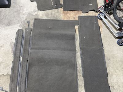 2013 Toyota Sienna OEM Carpet Floor Mats Set Gray Used